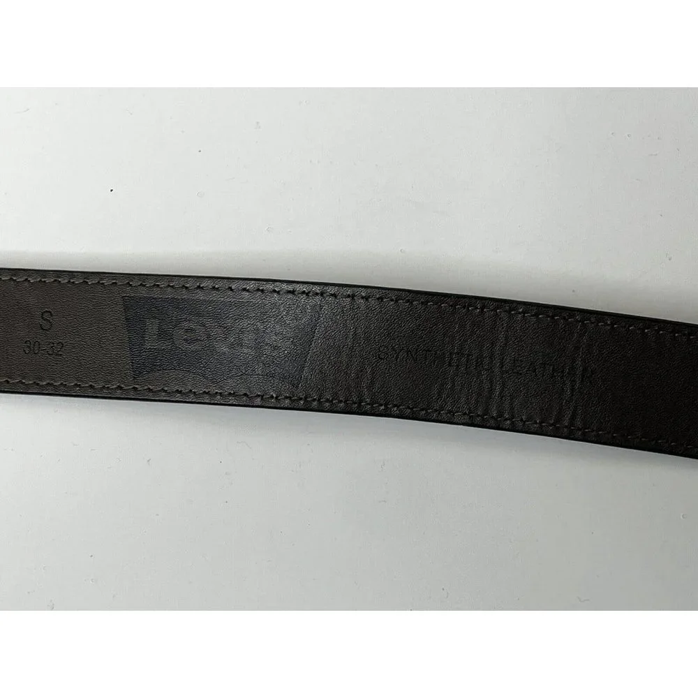 Levi’s Brown Synthetic Leather Belt, Men’s Size Small 30-32”‎